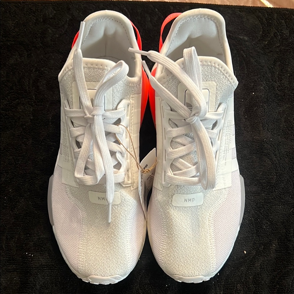 Adidas White and hot pink NMD Sneakers NWT size 6